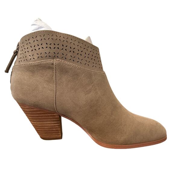 Violet and Red Grey Faux Leather Jackson Bootie Size 8.5 New - Picture 1 of 6